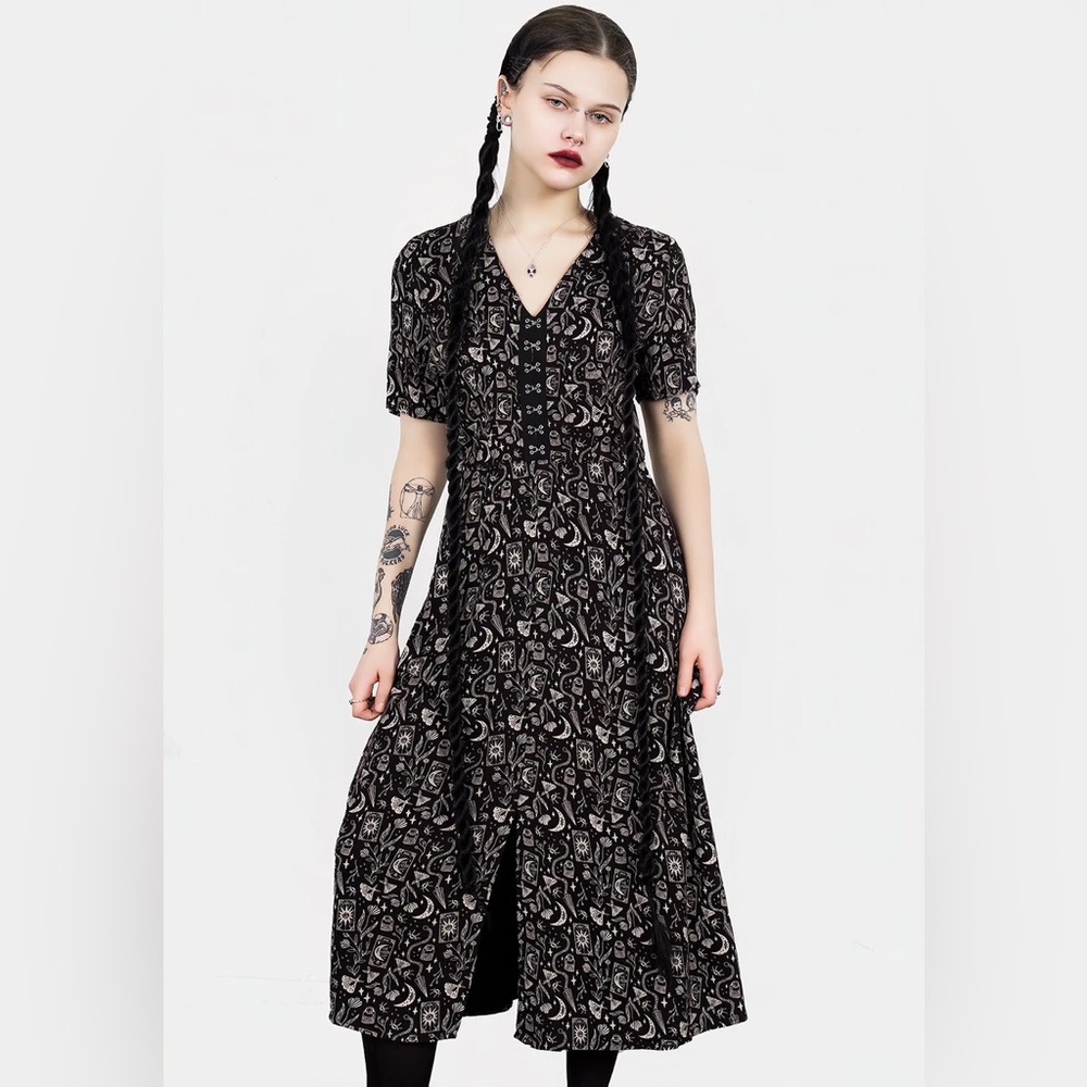 Disturbia Craft V-neck Midi Dress